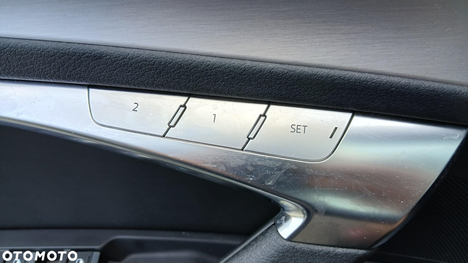 Audi A6 Avant 40 TDI quattro S tronic S line - 9