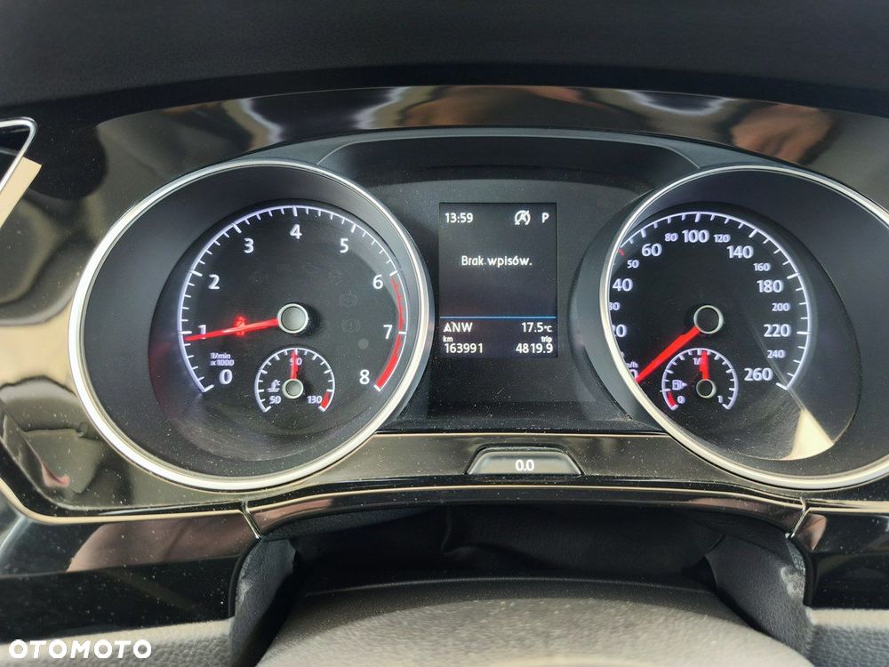 Volkswagen Touran 1.5 TSI EVO Highline DSG - 36