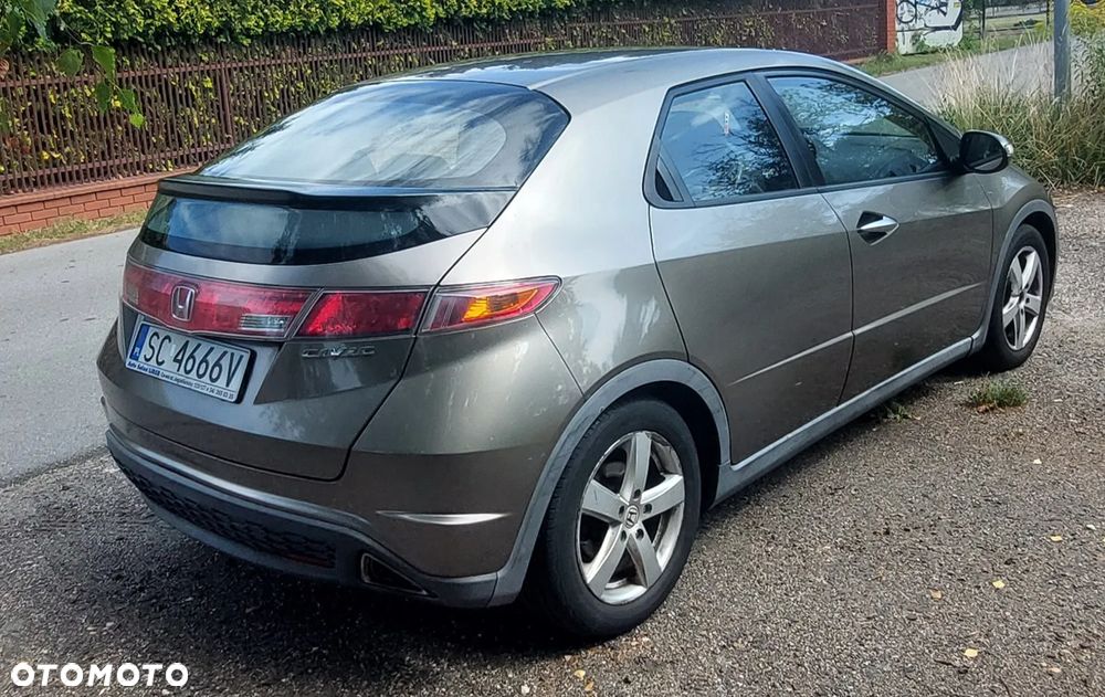 Honda Civic - 4