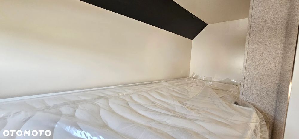 McLOUIS GLAMYS 322 - 24