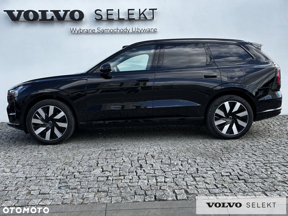 Volvo EX90 - 3