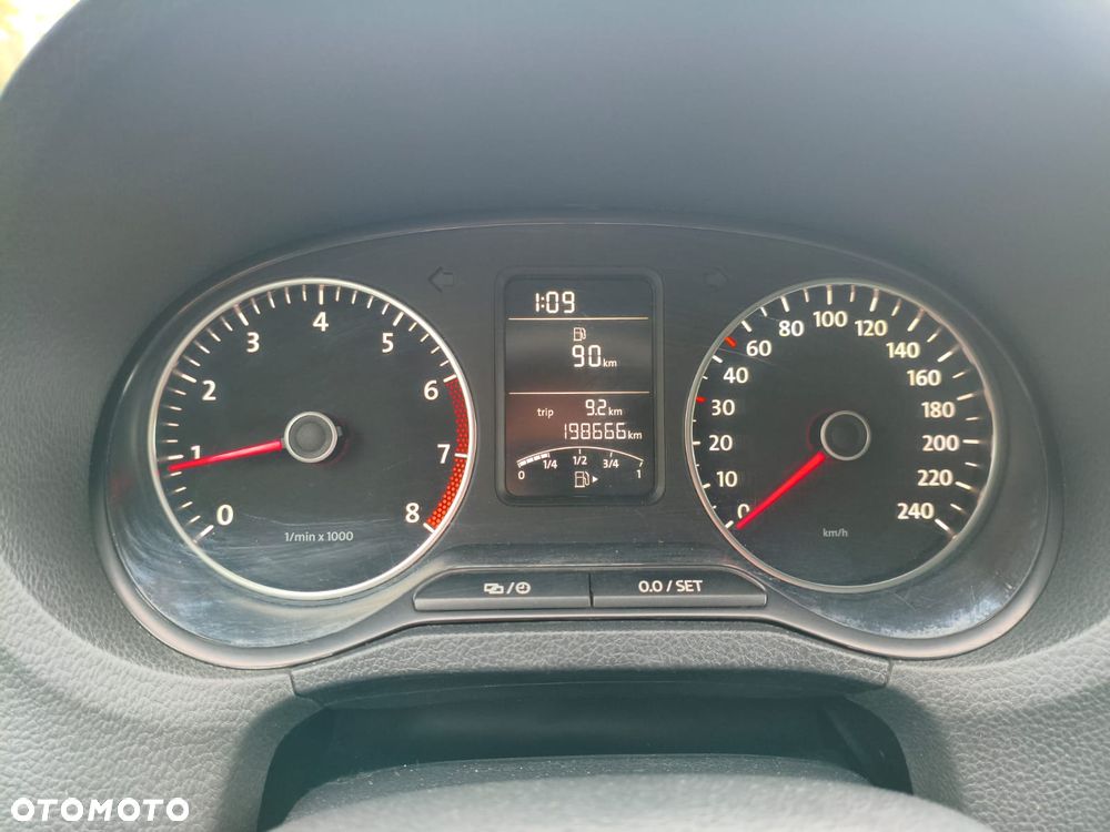 Volkswagen Polo 1.2 Blue Motion Technology Life - 21