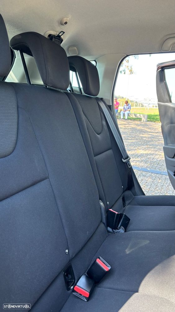 Renault Clio Sport Tourer 1.5 dCi - 8