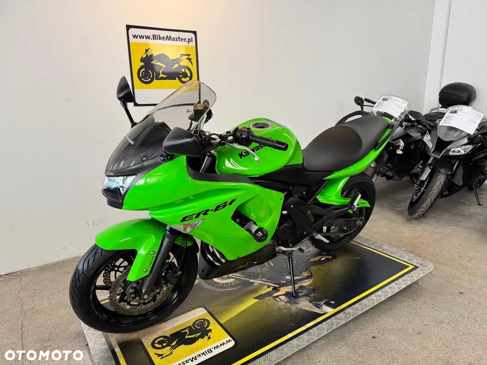 Kawasaki ER - 4