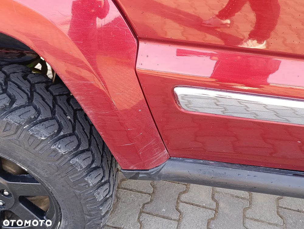 Jeep Liberty - 12