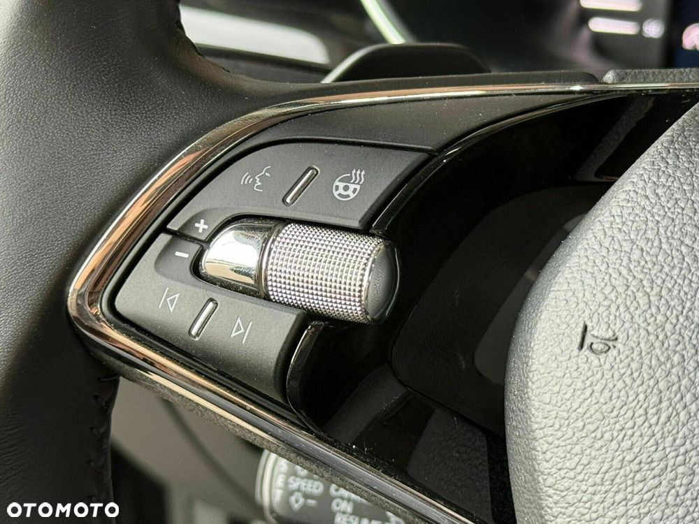 Skoda Superb 2.0 TDI SCR L&K DSG - 16