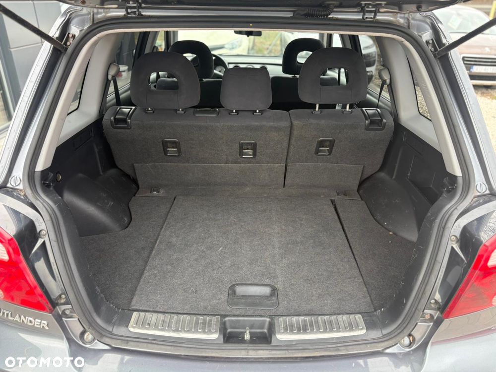 Mitsubishi Outlander 2.0 Comfort - 10