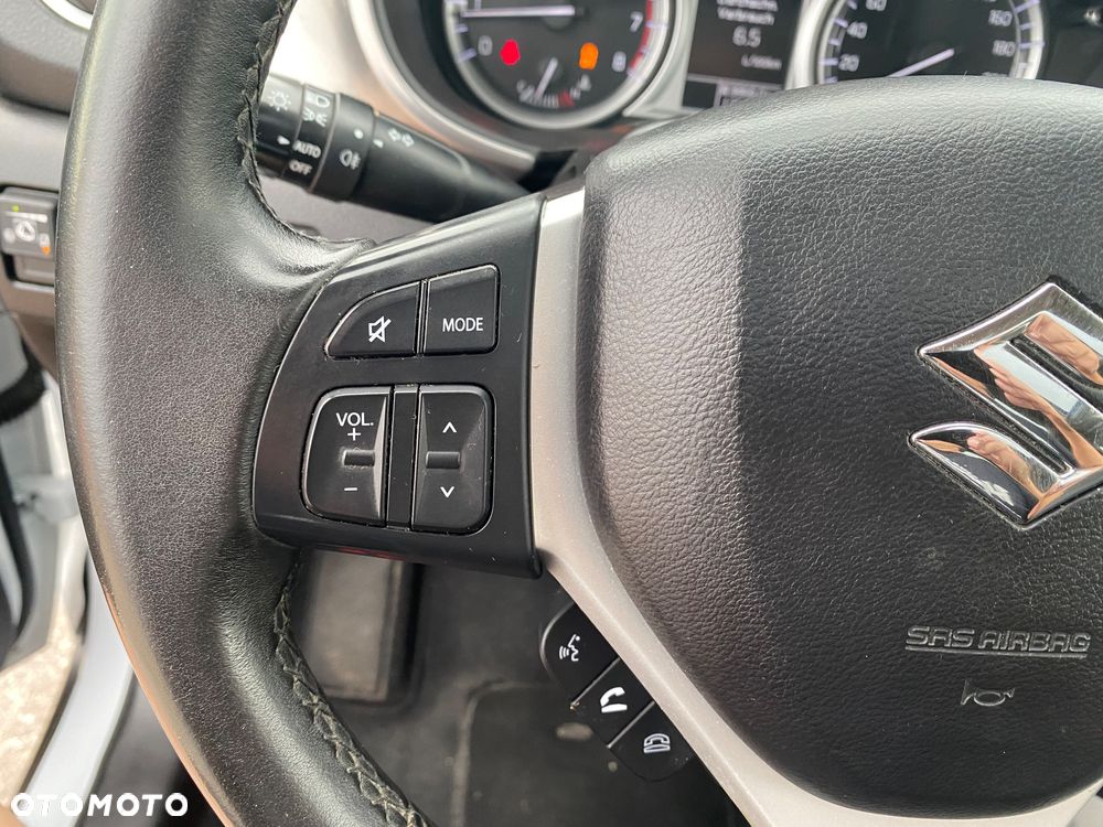 Suzuki Vitara 1.6 (4x4) Allgrip Comfort+ - 26