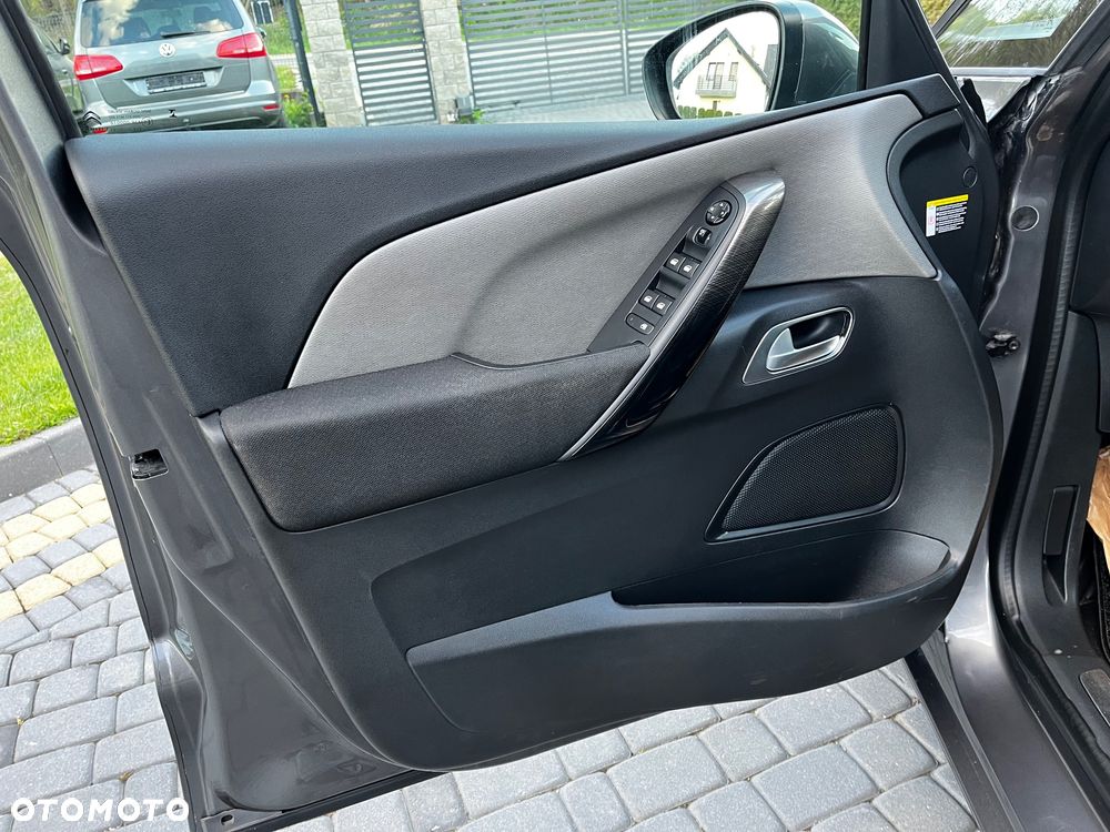 Citroën C4 Picasso - 9