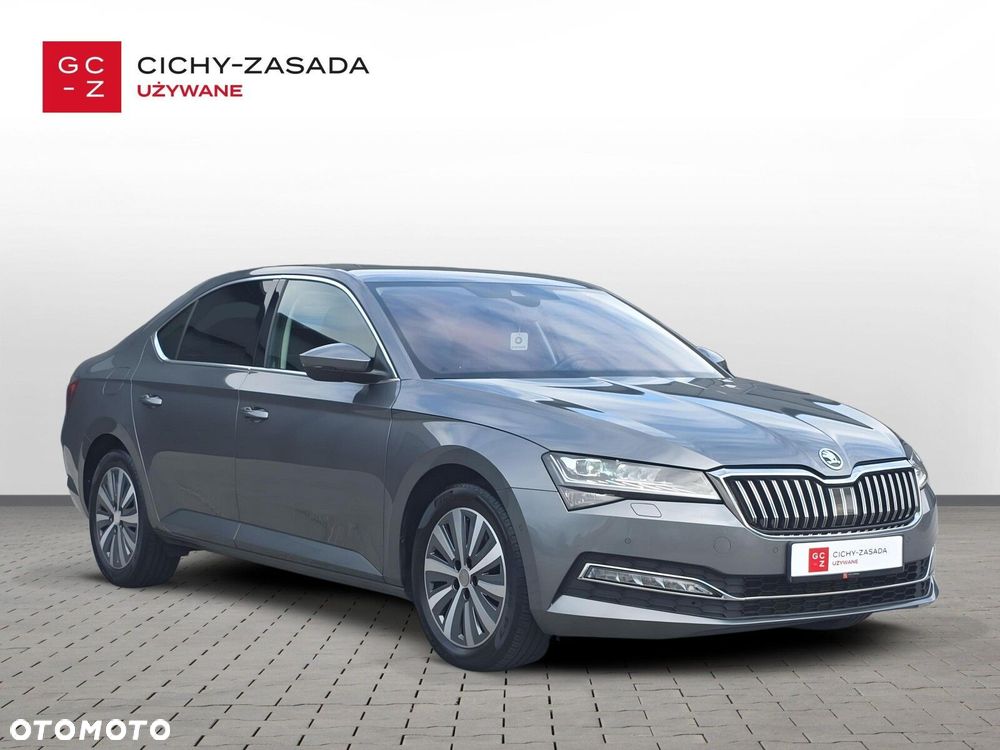 Skoda Superb 2.0 TDI SCR Style DSG - 8