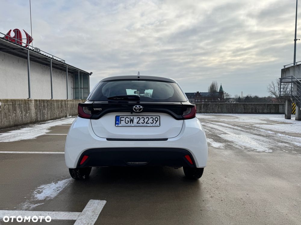 Toyota Yaris 1.5 Comfort CVT - 11