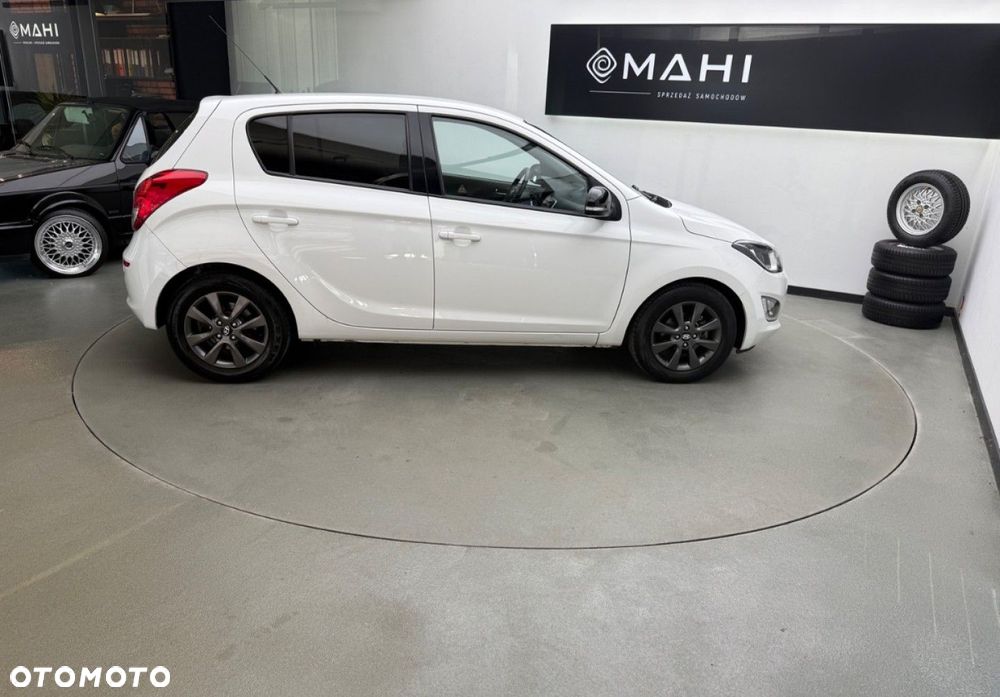 Hyundai i20 - 13