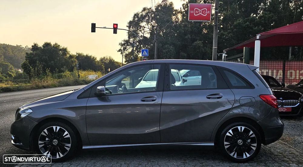 Mercedes-Benz B 180 d 7G-DCT Edition - 3