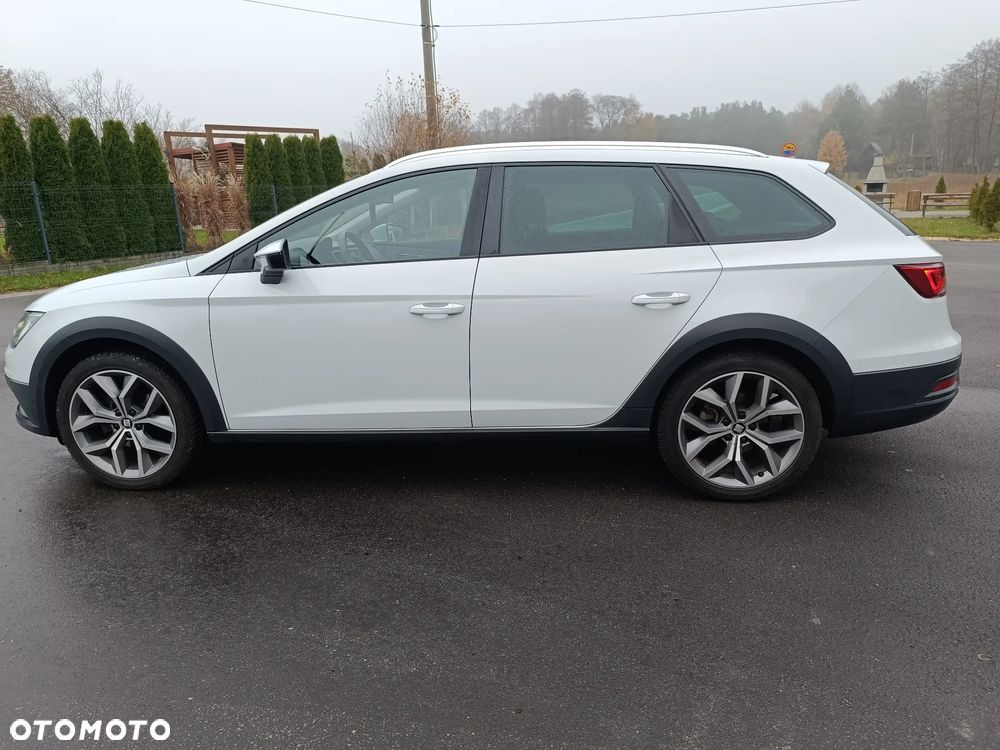 Seat Leon 2.0 TDI X-Perience S&S 4Drive - 10