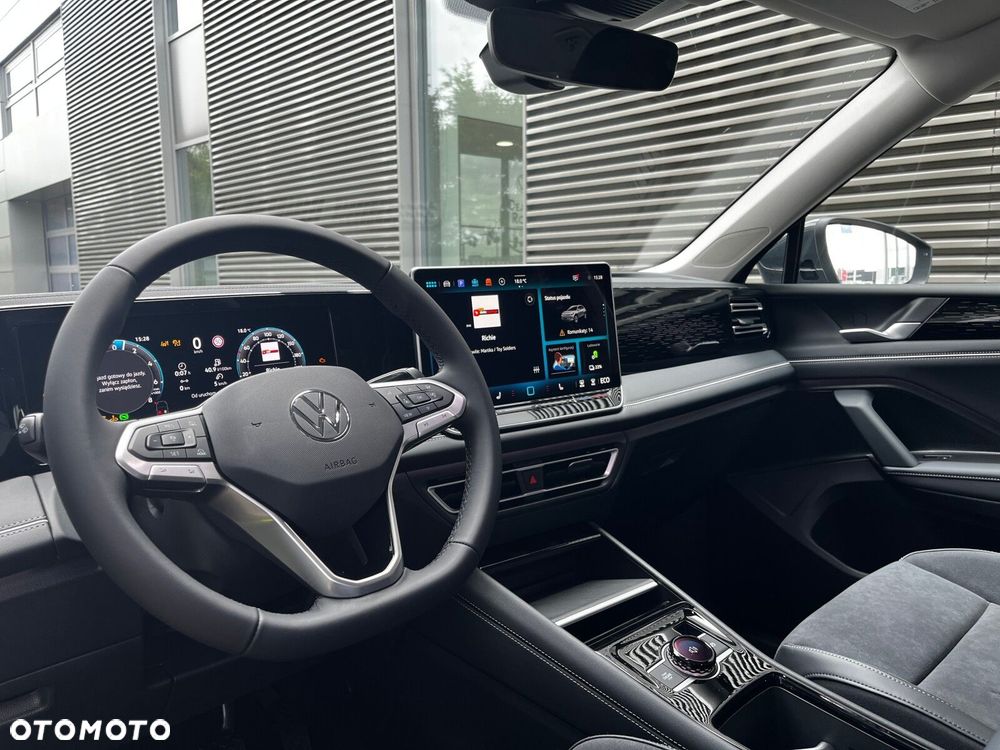 Volkswagen Tiguan - 14