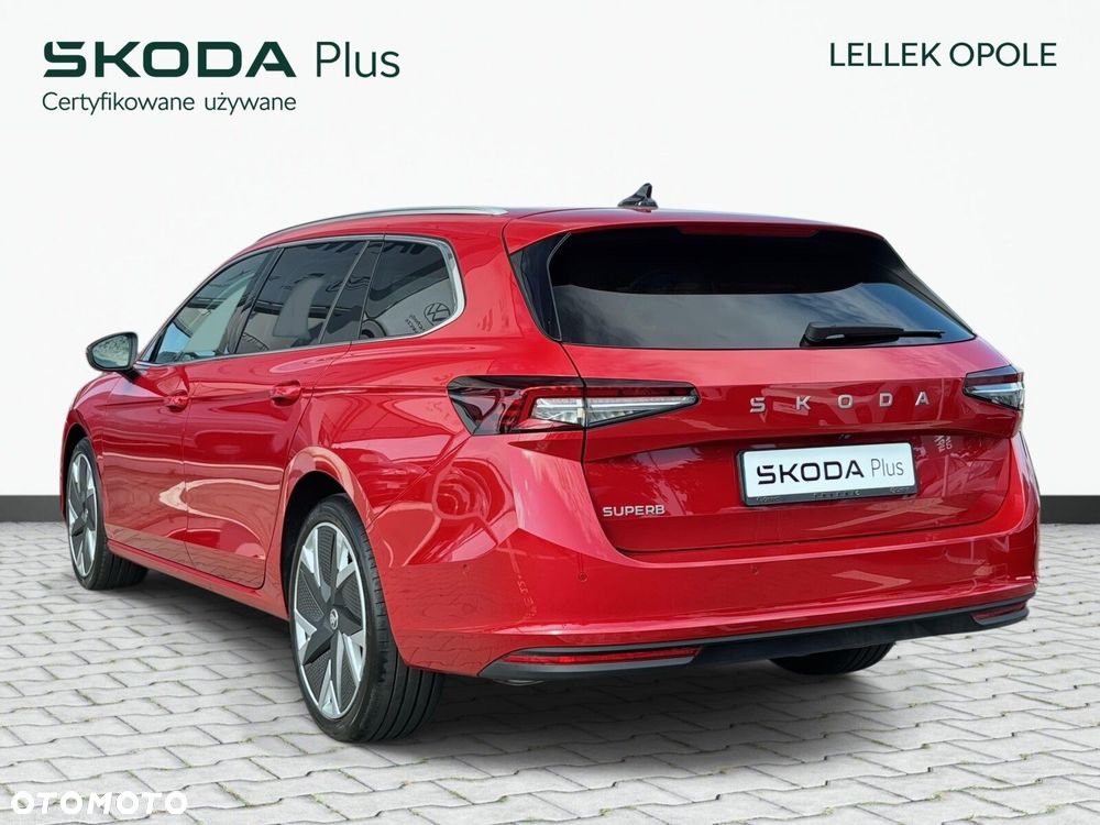 Skoda Superb 1.5 TSI mHEV Selection DSG - 9