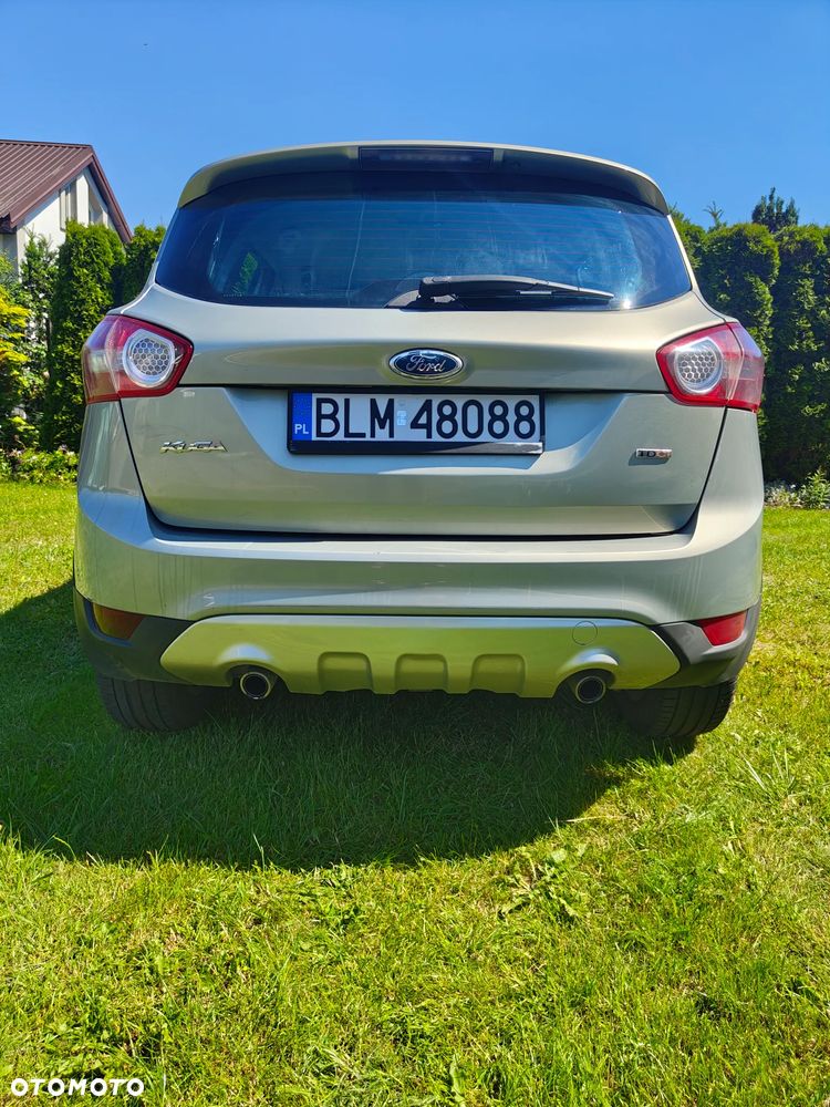 Ford Kuga 2.0 TDCi Titanium FWD - 23