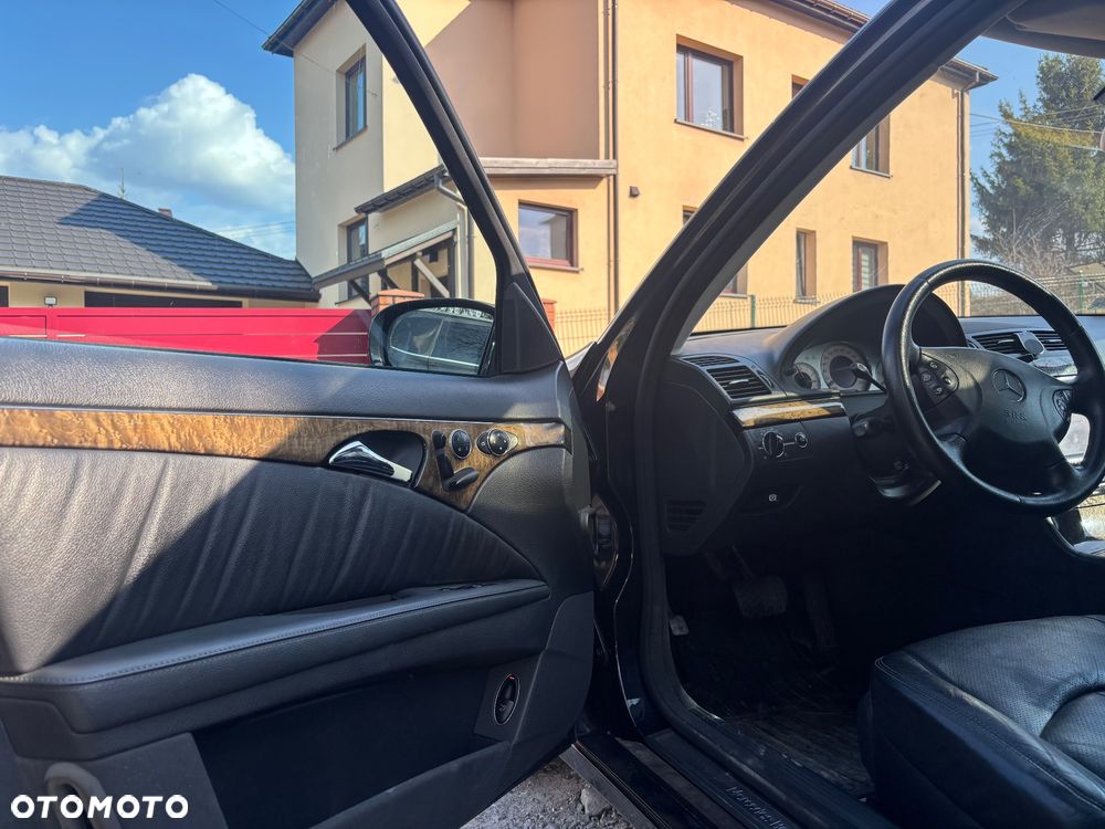 Mercedes-Benz Klasa E 320 CDI 4-Matic Avantgarde - 31