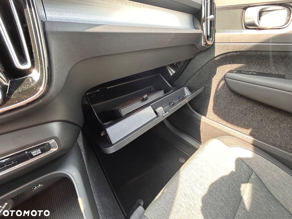 Volvo XC 40 T4 Recharge DKG Inscription - 28
