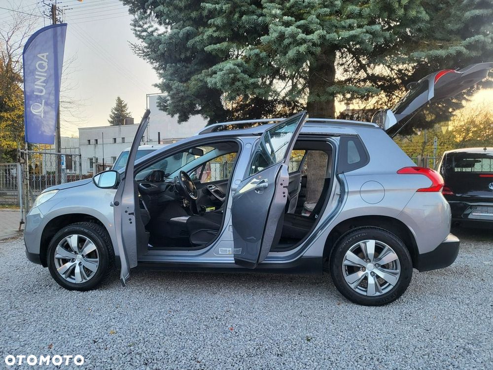 Peugeot 2008 - 12