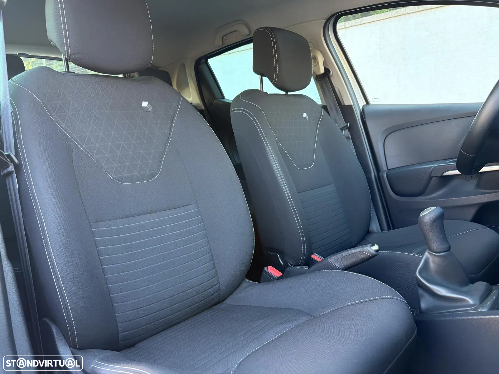 Renault Clio 0.9 TCe Limited Edition - 6