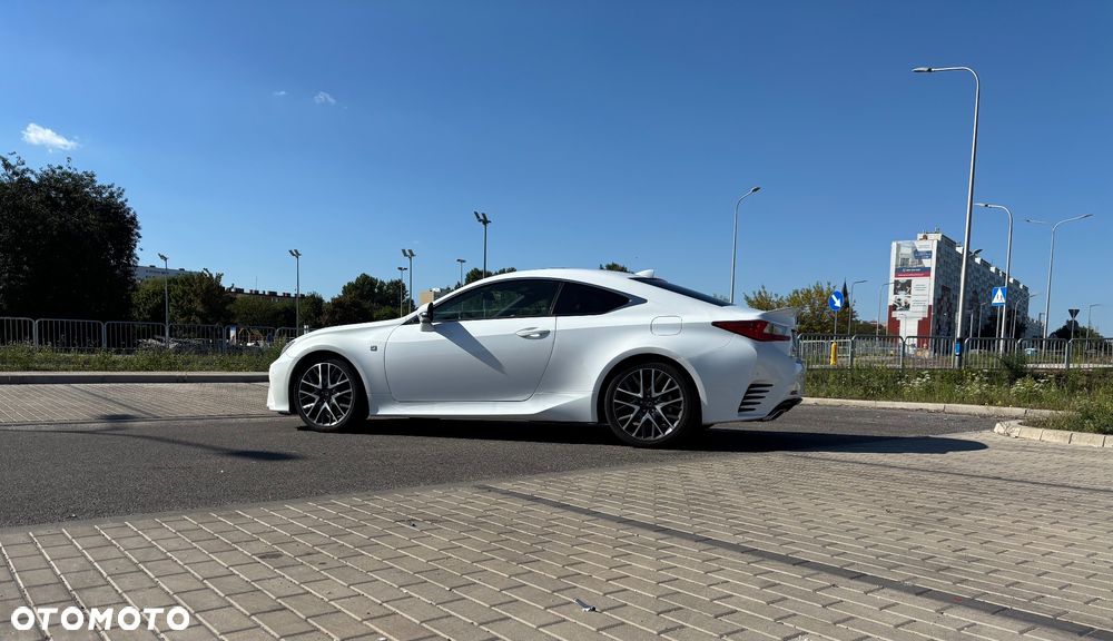 Lexus RC 200t / 300 F Sport - 2