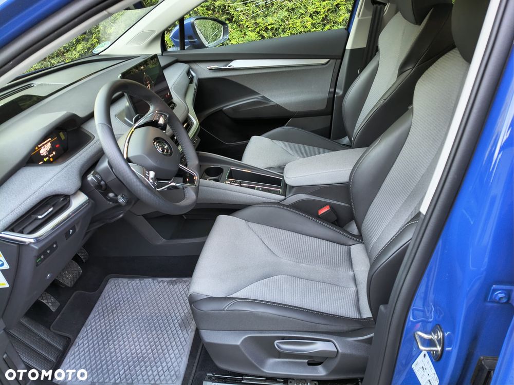 Skoda Enyaq 80 82kWh Founders - 25