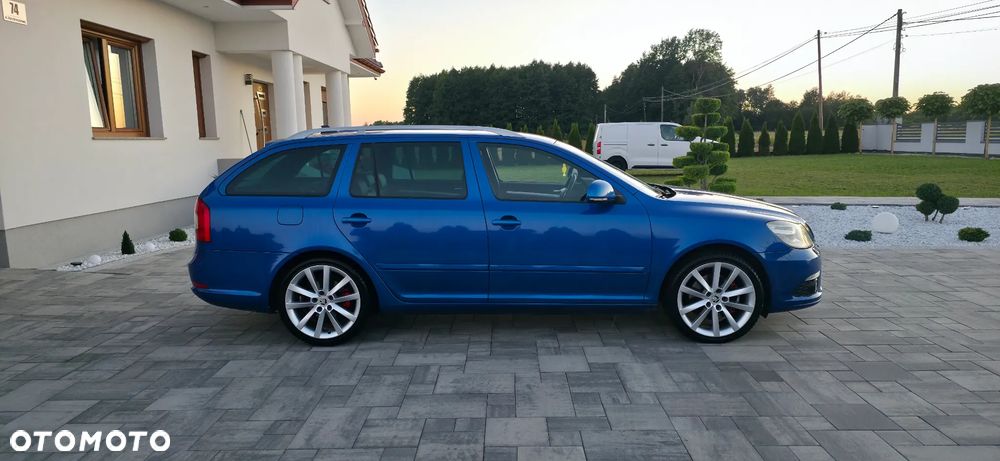 Skoda Octavia 2.0 TDI DPF DSG RS - 4