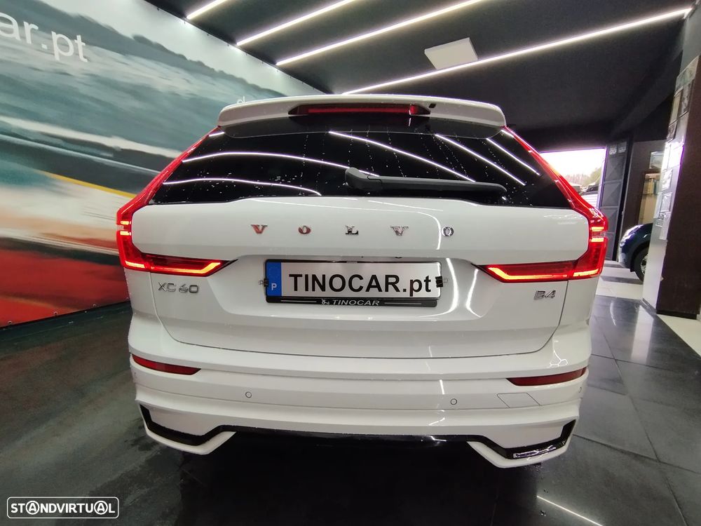 Volvo XC 60 2.0 B4 R-Design - 6