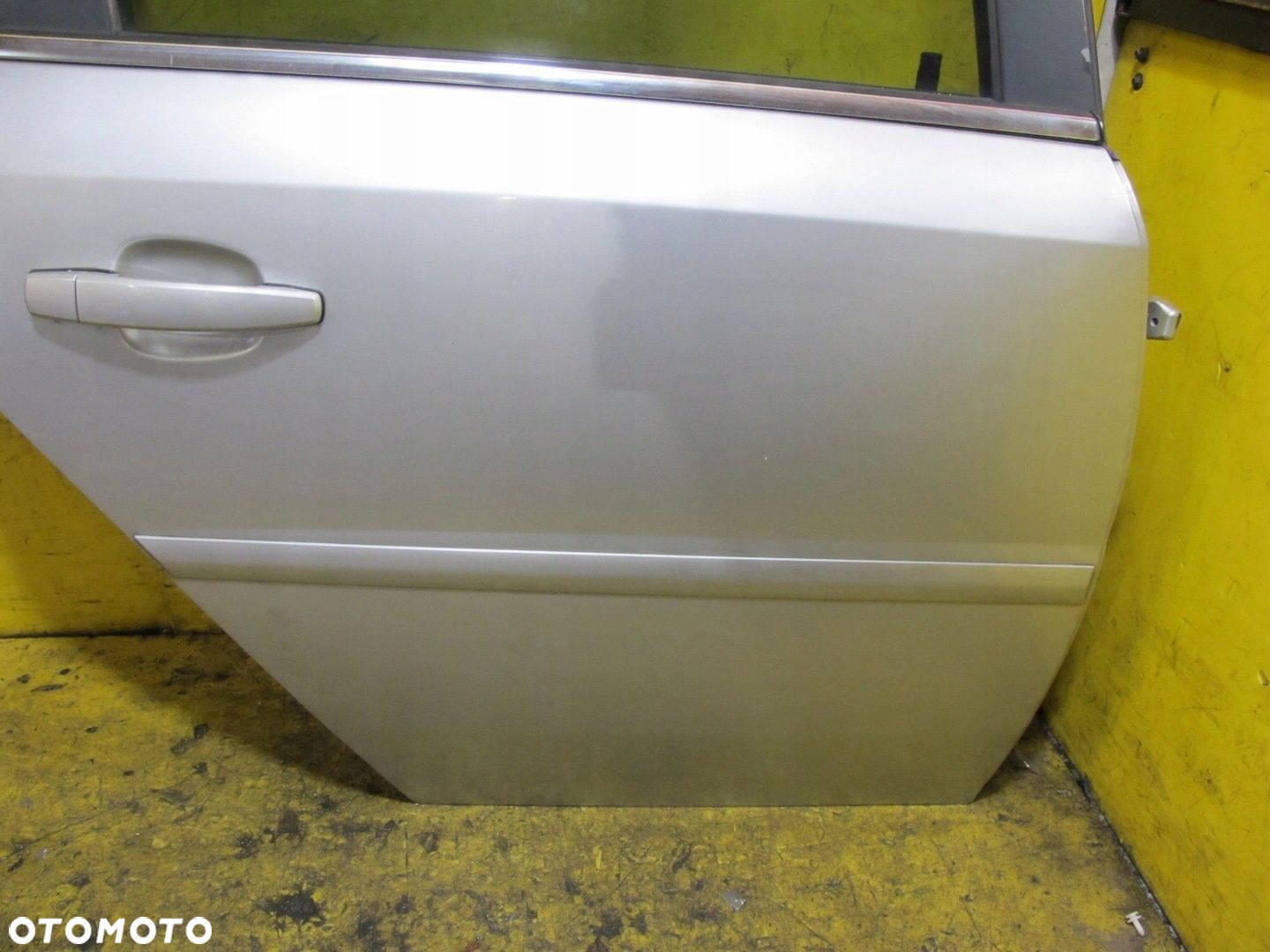VECTRA C GTS 5D DRZWI TYŁ TYLNE PRAWE Z157 - 3
