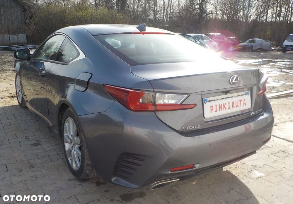 Lexus RC - 11