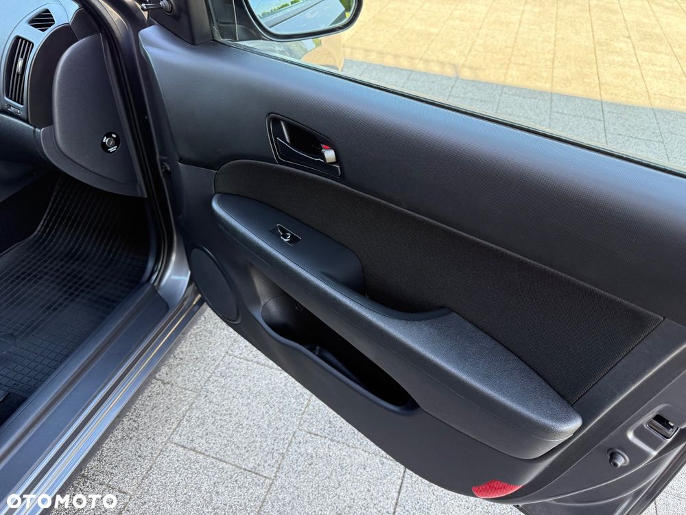 Hyundai i30 1.4 Blue Comfort - 17