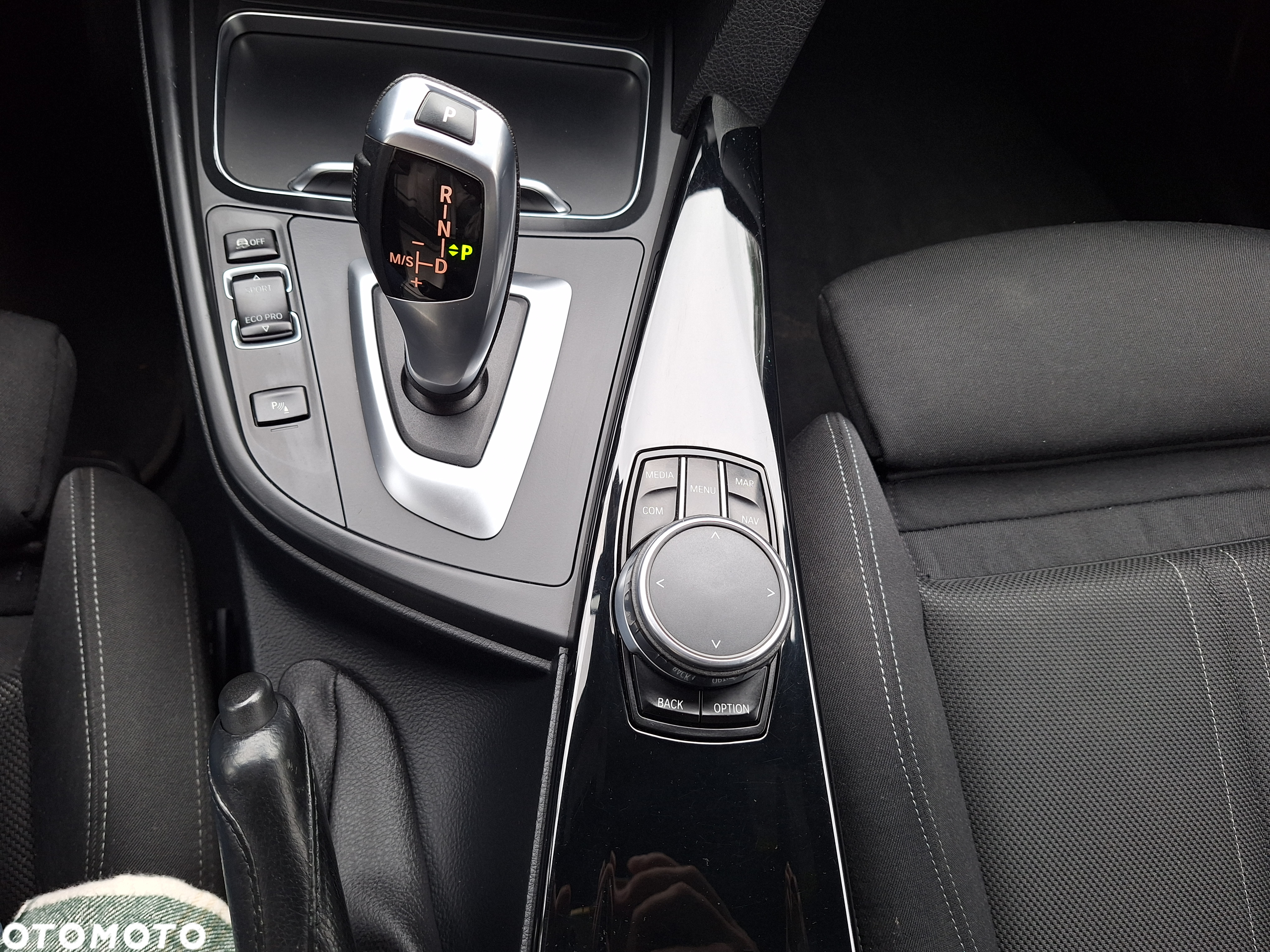 BMW Seria 3 320d Sport Line - 21
