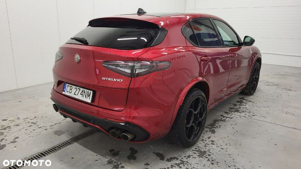 Alfa Romeo Stelvio 2.9 V6 Bi-Turbo Quadrifoglio Q4 - 6