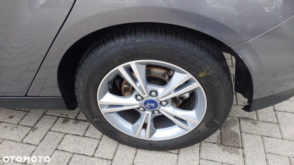 Ford Focus - 17