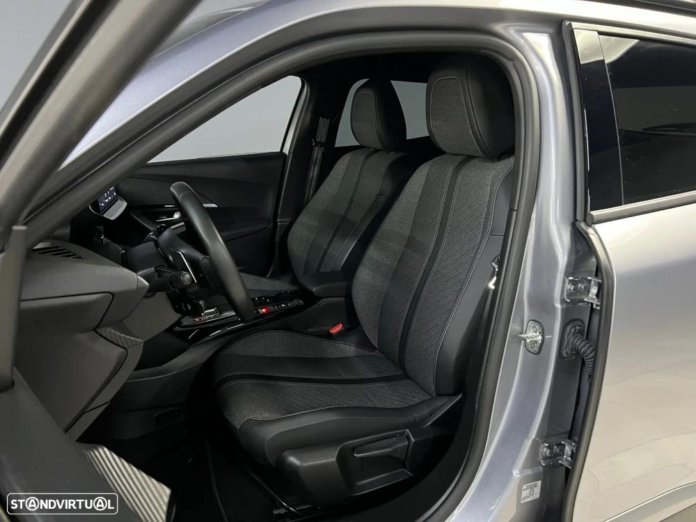 Peugeot 2008 1.2 Hybrid Allure e-DCS6 - 14