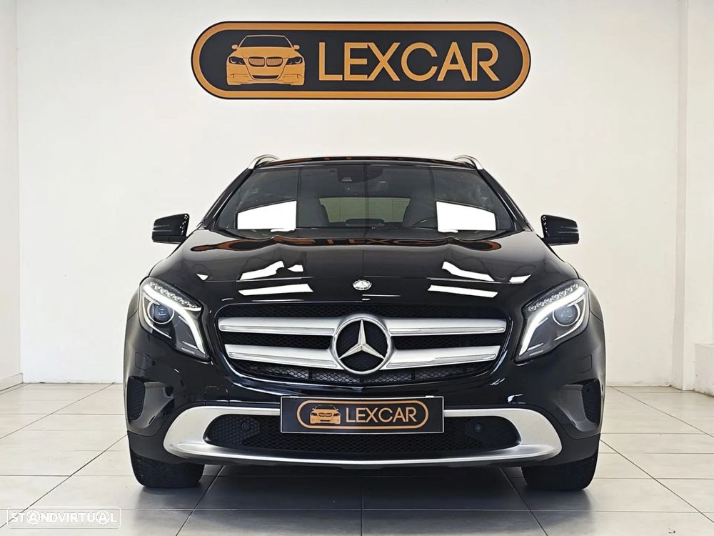 Mercedes-Benz GLA 200 d 4Matic 7G-DCT Urban - 18