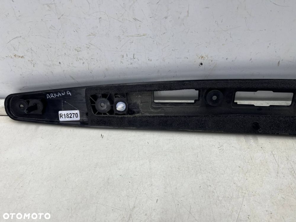 Listwa Renault Arkana 19r.- blenda nakładka dolna otwierania klapy bagażnika podświetlenie tablicy - 13