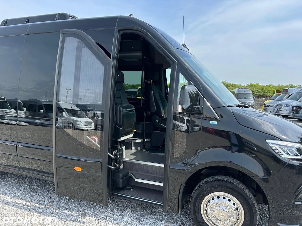 Mercedes-Benz Sprinter 519 - 15