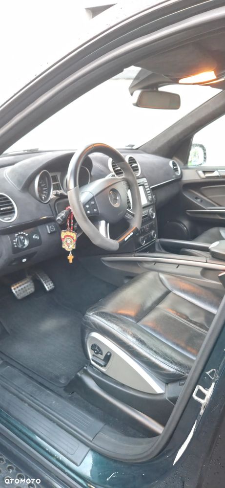 Mercedes-Benz GL 500 4Matic 7G-TRONIC - 5