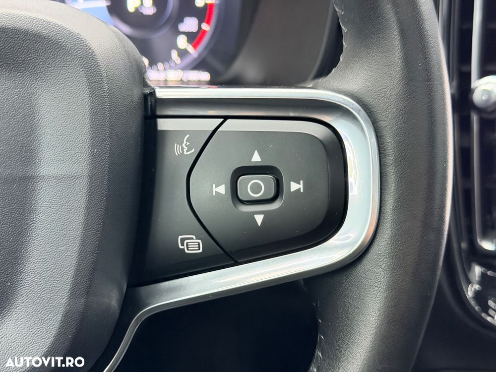 Volvo XC 40 D3 Momentum Pro - 27