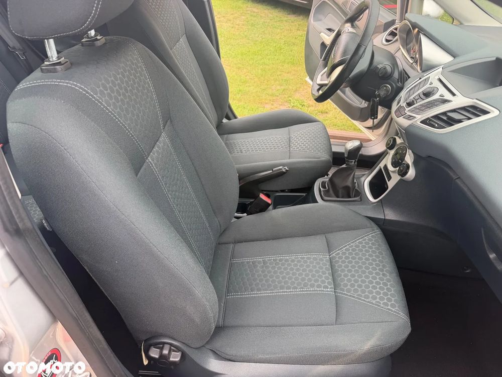 Ford Fiesta 1.25 Titanium - 20