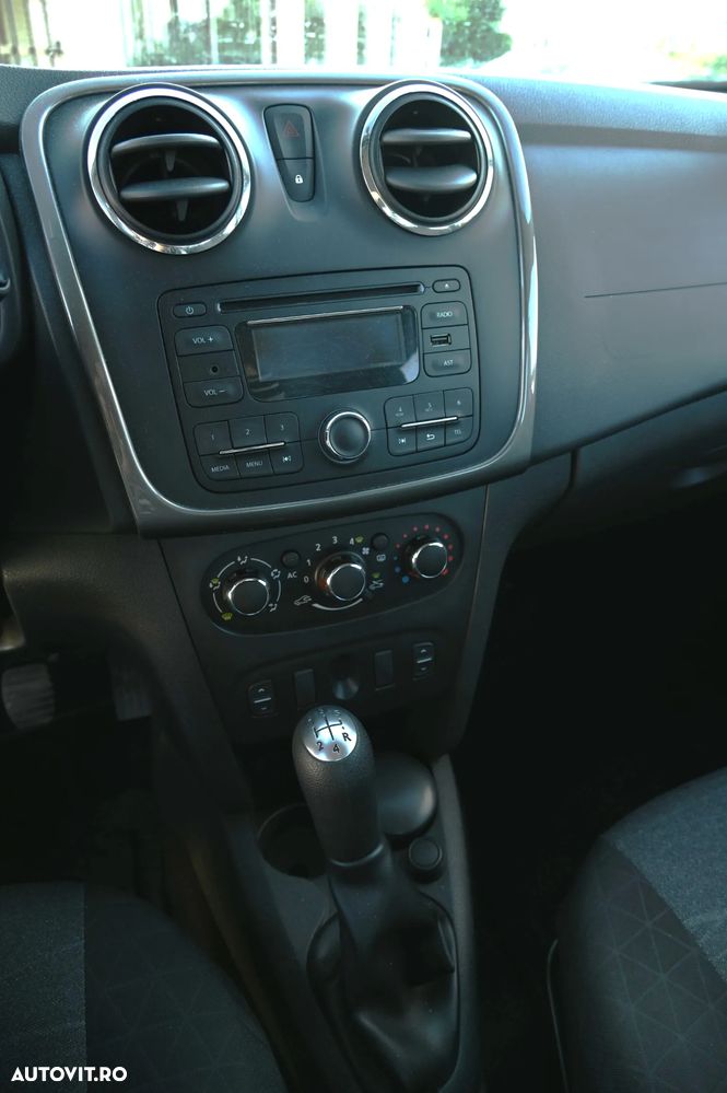 Dacia Logan 1.2 - 3