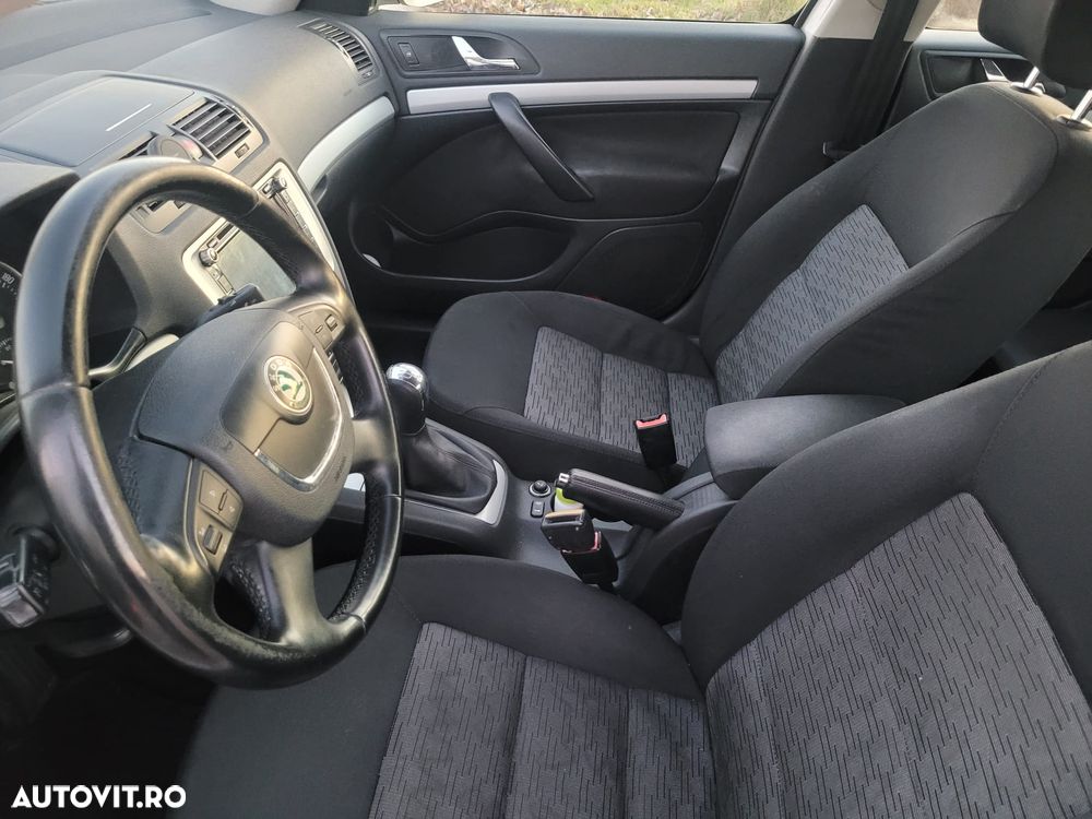 Skoda Octavia - 10