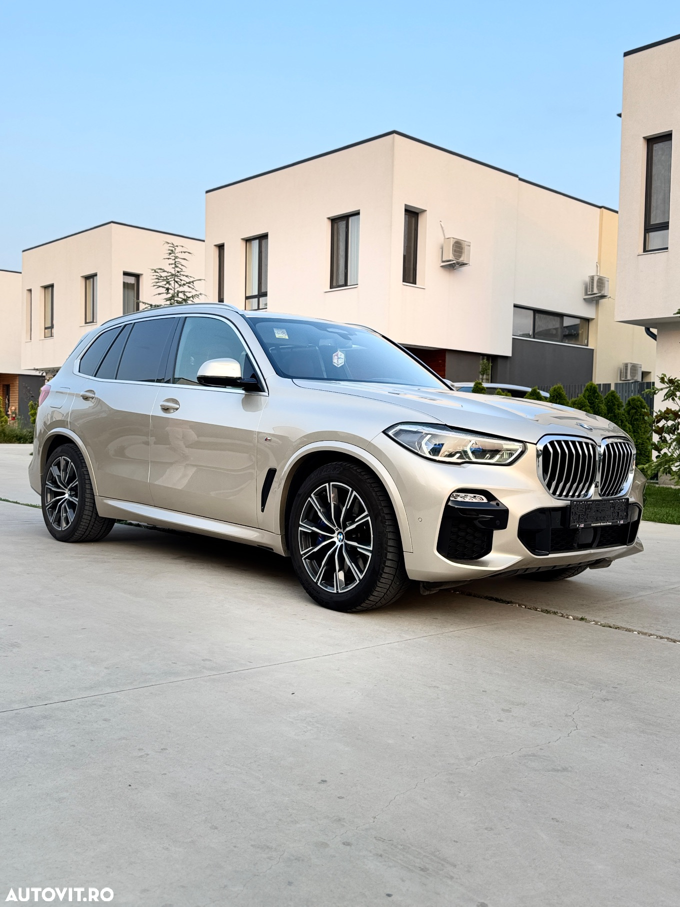 BMW X5 xDrive40i - 11