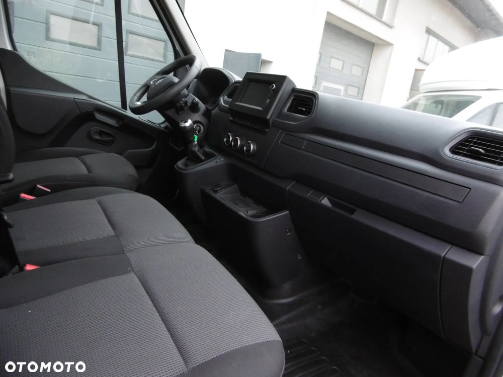 Renault Master - 11