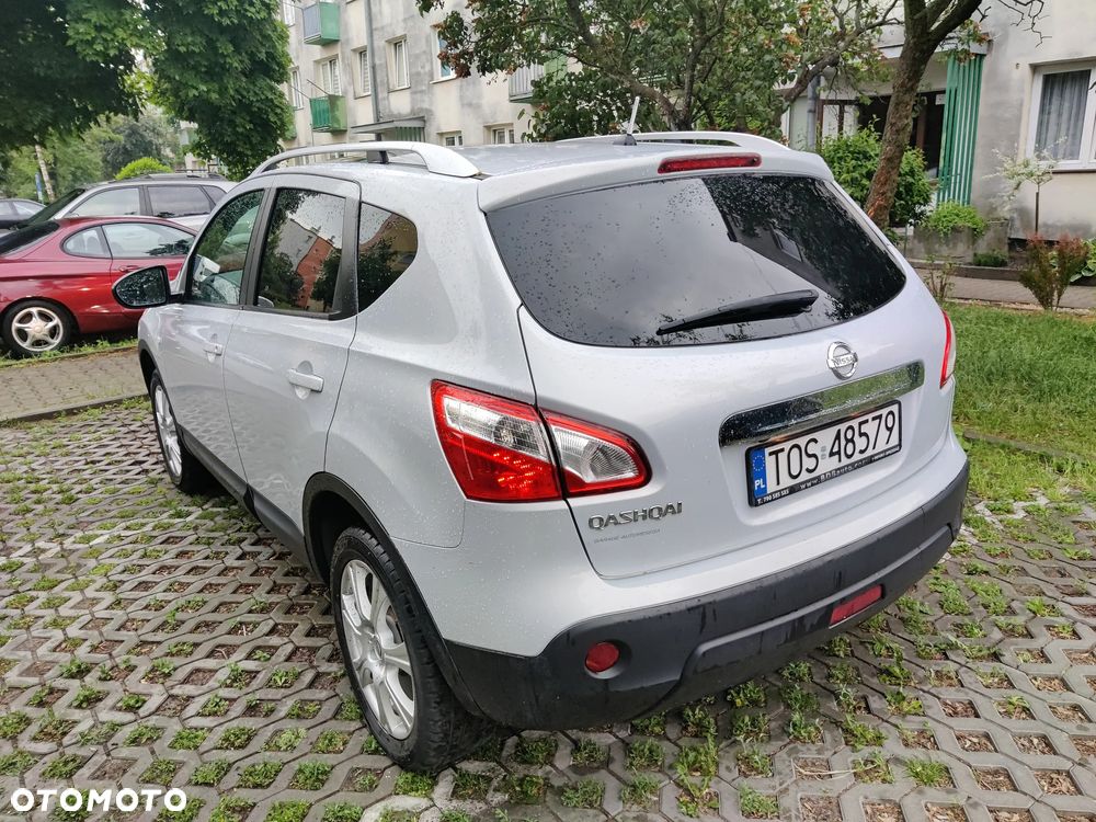 Nissan Qashqai 2.0 4x4 360 - 5