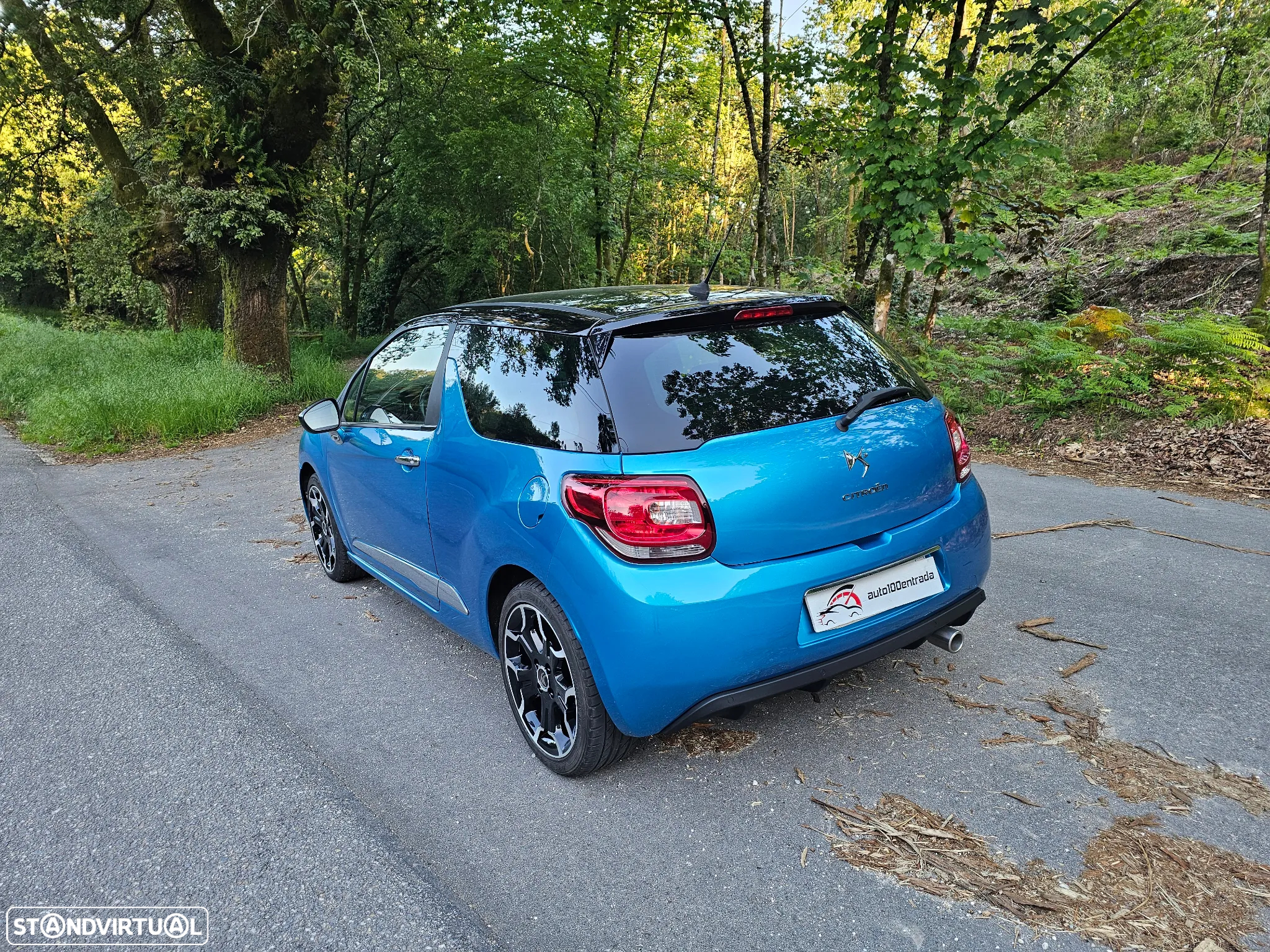 Citroën DS3 1.6 HDi Airdream So Chic - 4
