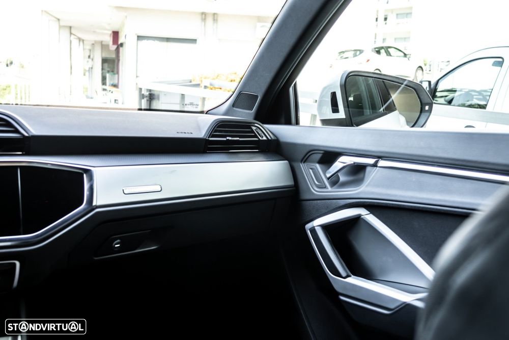 Audi Q3 35 TDI Advanced S tronic - 17