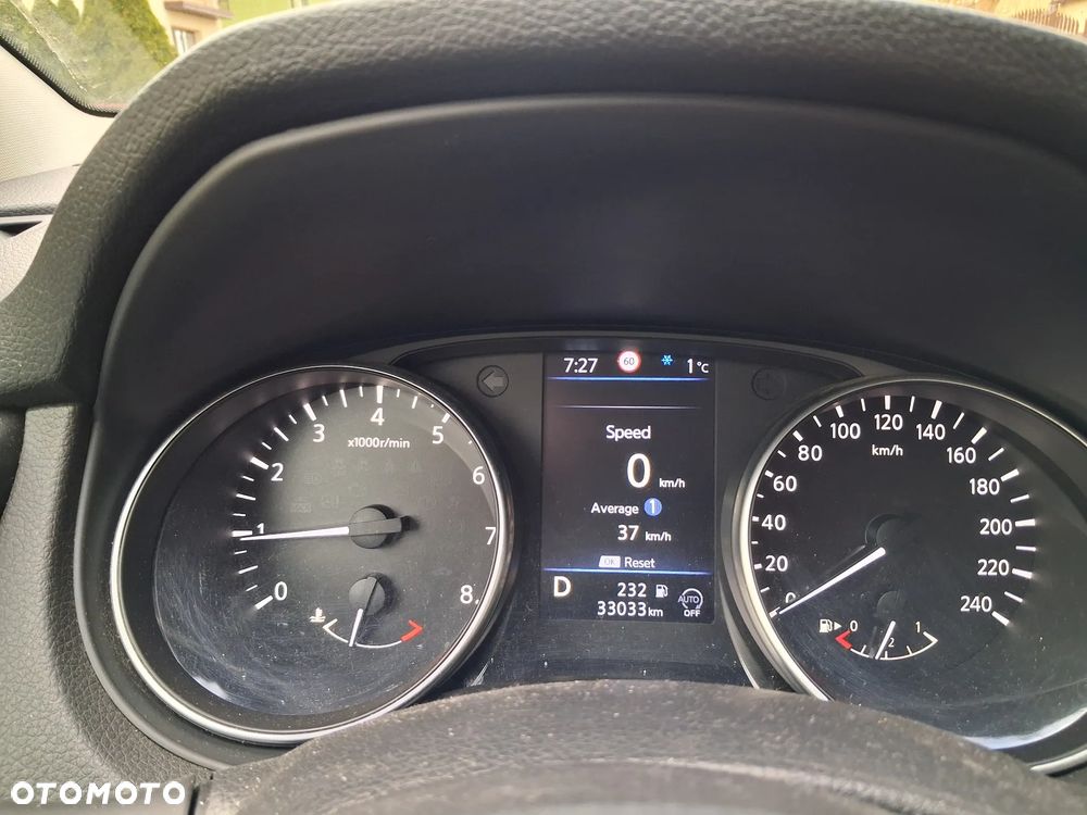 Nissan Qashqai 1.3 DIG-T N-Connecta DCT - 9